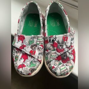 Toms Shoes